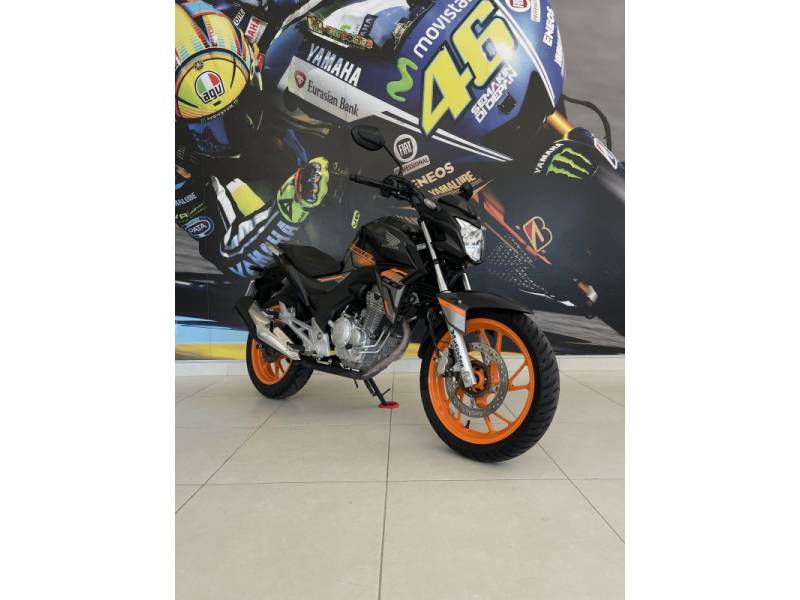 HONDA - CB 250F TWISTER - 2021/2021 - Cinza - R$ 21.900,00