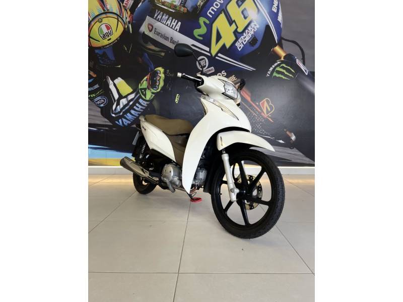 HONDA - BIZ 125 - 2019/2019 - Branca - R$ 14.900,00
