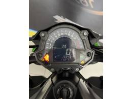 KAWASAKI - Z900 - 2018/2019 - Verde - R$ 46.900,00