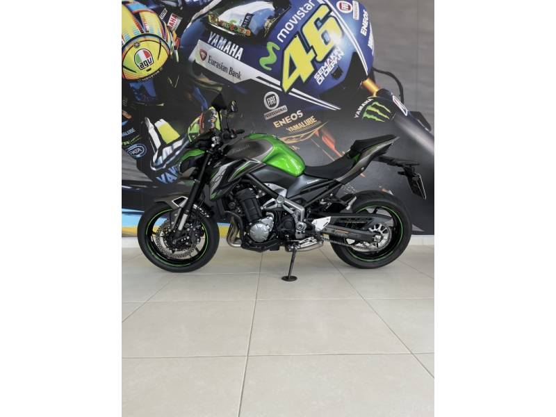 KAWASAKI - Z900 - 2018/2019 - Verde - R$ 46.900,00