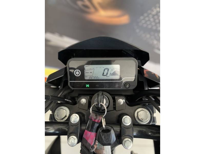 YAMAHA - YBR - 2017/2017 - Preta - R$ 10.900,00