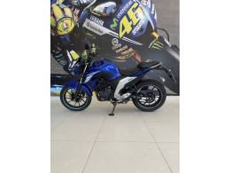 YAMAHA - FAZER - 2022/2022 - Azul - R$ 21.900,00