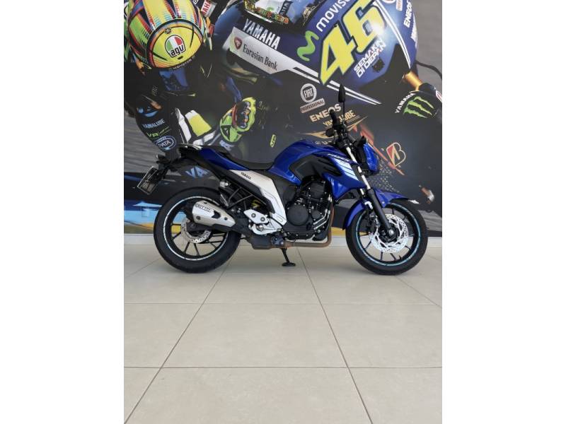 YAMAHA - FAZER - 2022/2022 - Azul - R$ 21.900,00